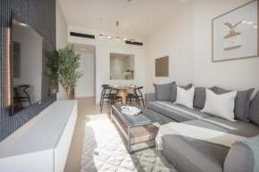 Cozy 1-Bedroom Apartment Perfect for 4 in JVC